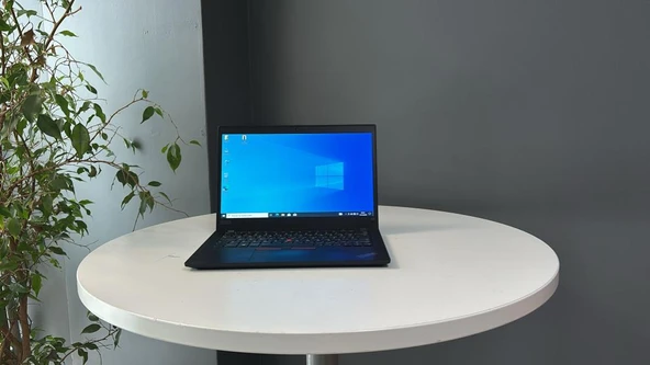 Lenovo Thinkpad x13 İ5 10310U 8Gb LpDdr4 512Gb M2 Ssd 13.3" Full Hd Ips Sıfır Batarya Bx Laptop ürün görseli