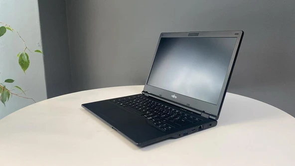 Fujıtsu LifeBook E548 Me14A Notebook İ5 7200U 8Gb Ram 256Gb M2 14'' Fhd Ips (Hdmı, 2.El B Laptop - Resim 3