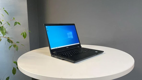 Fujıtsu Lıfebook E548 Me14A Notebook İ5 7200U 8Gb Ddr4 256Gb M2 Ssd 14'' Fhd Ips C Laptop 2.El - 3