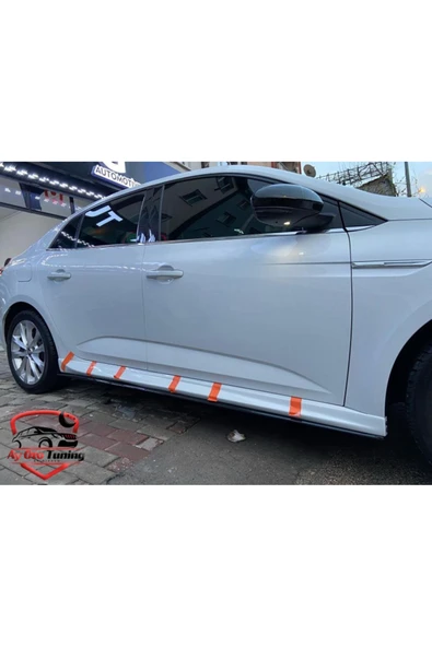 AYDİZAYN Renault Megane 4 Marşpiyel Çıtası Piano Black