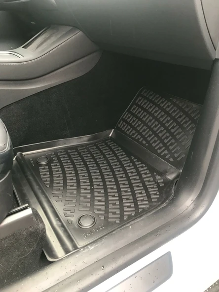 Rizline Tesla Model Y Juniper 2025 ve  Sonrası 3D Havuzlu Paspas Siyah - 3