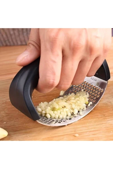 Paslanmaz Çelik Ergonomik Sarımsak Ezme Aleti - Mutfak Gereçleri ile Hızlı ve Kolay Ezme