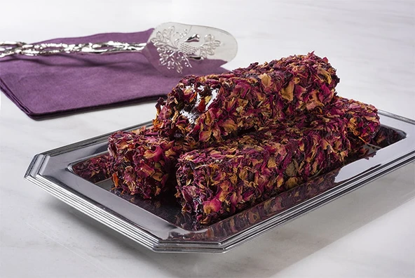 Antep Fıstıklı ve Gül Yapraklı Lokum - 500 gr paket - 4