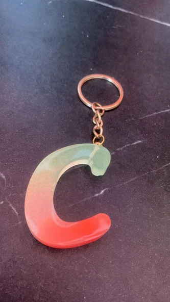 Rengarenk C Harf Şekilli Gold Aksesuarlı Anahtarlık Epoksi El Yapımı Hediyelik - Resim 4