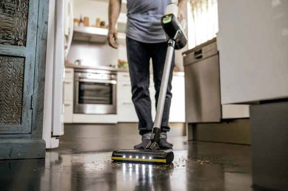 Karcher VC 6 Cordless ourFamily Battery Plus Şarjlı Dikey Süpürge - 5