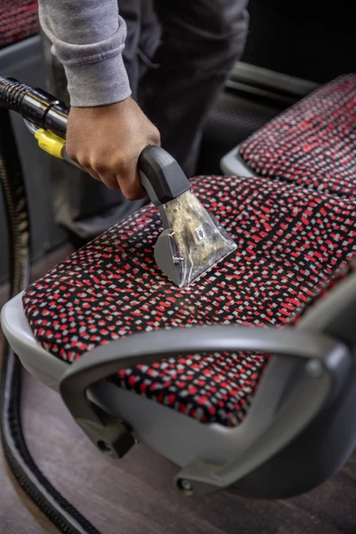 Karcher Puzzi 8/1 Koltuk Yıkama Makinesi - 7