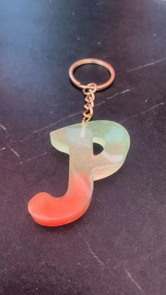 Rengarenk P Harf Şekilli Gold Aksesuarlı Anahtarlık Epoksi El Yapımı Hediyelik - 4