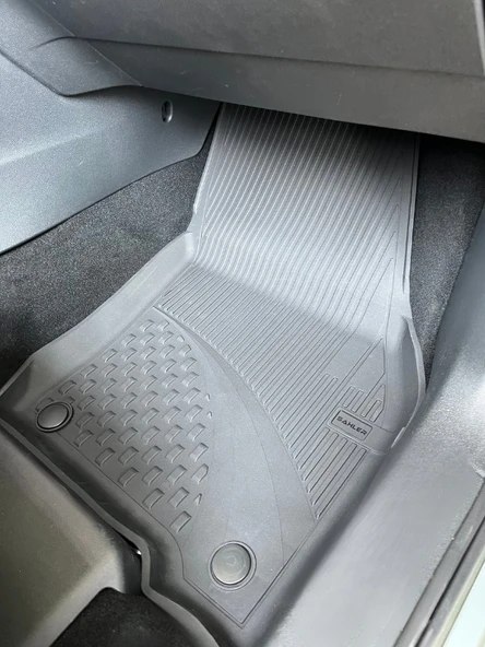 Sahler Volkswagen Tayron 2024+ Uyumlu 4.5D Premium Havuzlu Oto Paspas ve Liner Marka 3D ALT Bagaj Havuzu - Resim 6