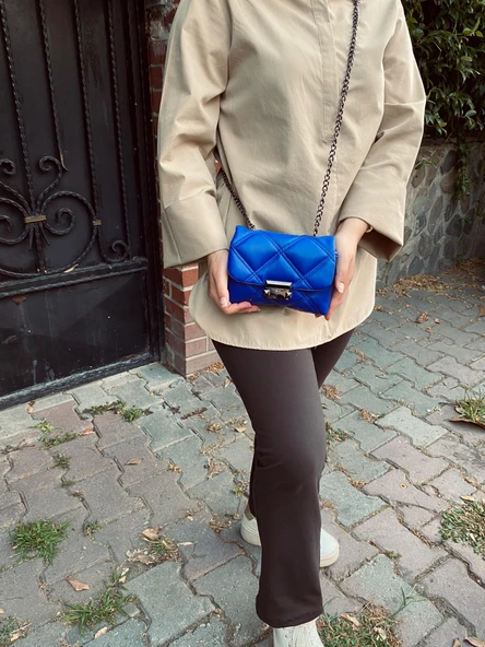 DERİ ZİNCİRLİ ÇANTA