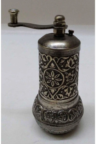 İstoç Türk Ürün Küçüktür Başlıkta Küçük El Kahve Değirmeni Yazıyor 12 Cm Metal Değirmen