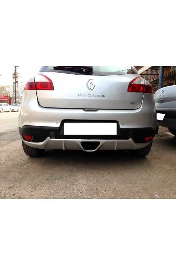 Renault Megane 3 RS Egzoz Görünümlü Arka Tampon Difüzörü (Plastik) Boyasız - 2