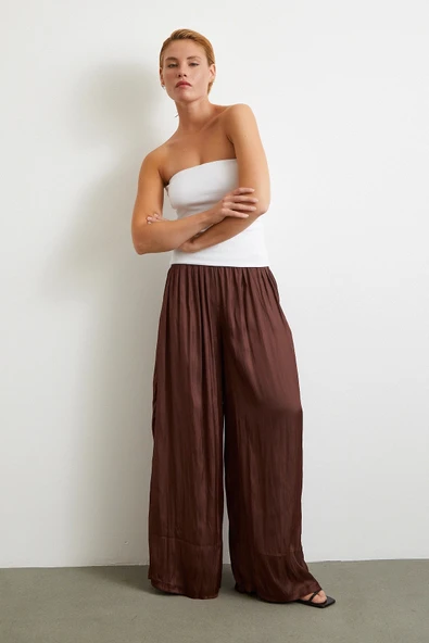 Beli Lastikli Geniş Paça Büzgülü Pantolon Kahve - 3