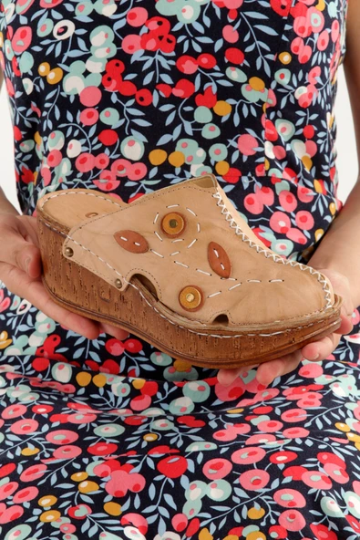 Toney Ten Rengi Önü Kapalı Hakiki Deri Dolgu Topuklu Önü Kapalı Terlik - 2