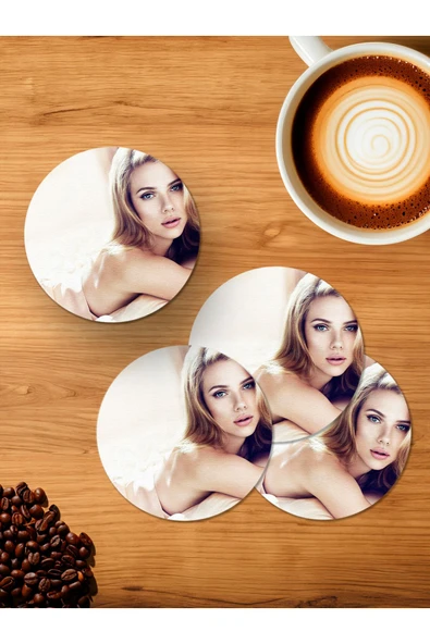 Panorama Ajans Scarlett Johansson Kadın 4'lü Ahşap Bardak Altlığı ürün görseli 1