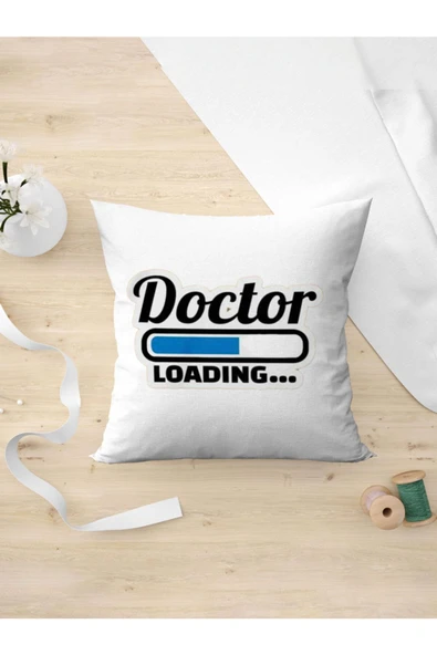 Panorama Ajans Tıp Okuyanlara Sevgiliye Doktor Yükleniyor Sticker Yastık Kılıfı ürün görseli 1