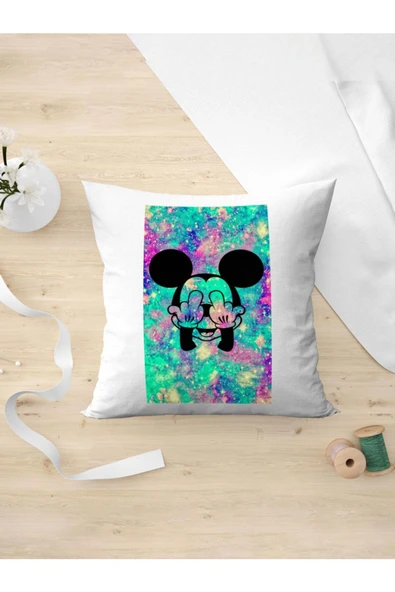 Panorama Ajans Mickey Mouse Eğlenceli Gökyüzü Tasarım Yastık Kılıfı ürün görseli 1