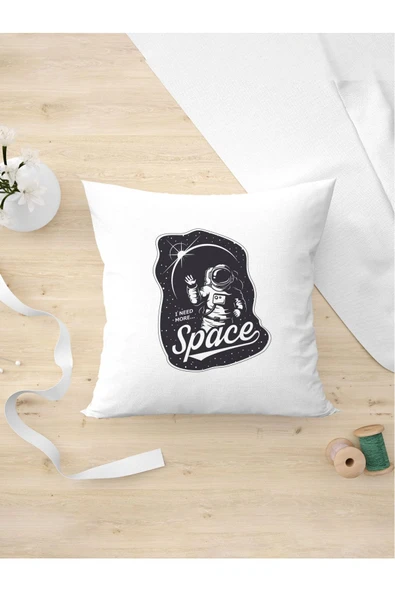 Panorama Ajans Esprili Uzay Severlere Özel I Need More Space Astronot Tasarım Yastık Kılıfı ürün görseli 1