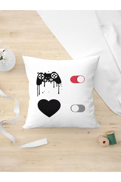 Panorama Ajans Gamerlara Özel Oyun Varken Aşk Yok Oyunculara Hediye Tasarım Yastık Kılıfı ürün görseli 1