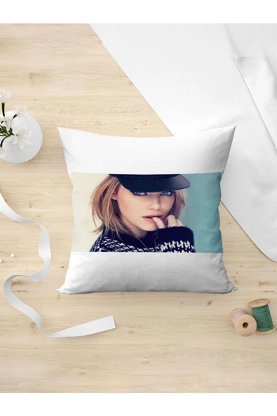 Panorama Ajans Emma Stone Mavi Göz Güzel Kadın Yastık Kılıfı