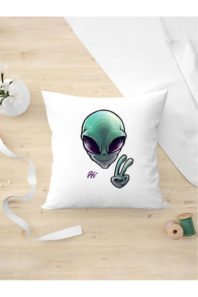 Panorama Ajans Barış Işareti Yapan Uzaylı Portre Özel Tasarım Yastık Kılıfı 2 ürün görseli 1