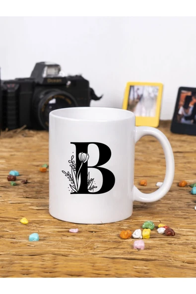 Panorama Ajans En Yakın Arkadaşa Hediye Çiçek Tasarım B Harfi Beyaz Kupa Bardak ürün görseli