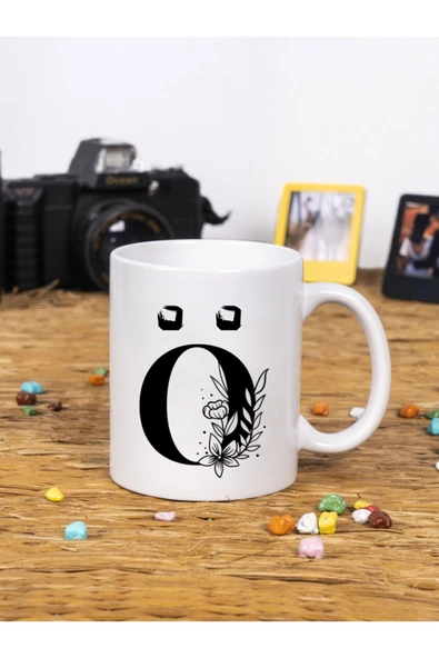 Panorama Ajans En Yakın Arkadaşa Hediye Çiçek Tasarım Ö Harfi Beyaz Kupa Bardak ürün görseli