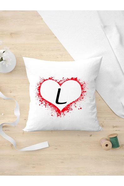 Panorama Ajans Sevgiliye Arkadaşa Hediye Kalpli L Harfi Tasarım Yastık Kılıfı ürün görseli 1