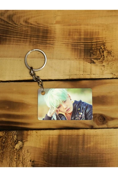 Panorama Ajans Suga Bts Hayranlarına Müzik Koreli Ince Metal Anahtarlık ürün görseli