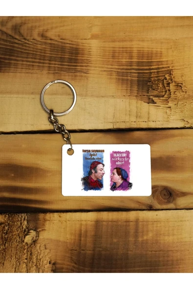 Panorama Ajans Minür Özkul Adile Naşit Tasarım Ince Metal Anahtarlık ürün görseli