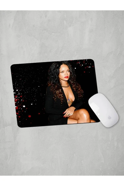 Panorama Ajans Rihanna Güzel Konser Kıyafet Mouse Pad ürün görseli 1