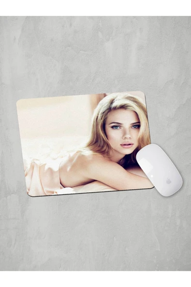Panorama Ajans Scarlett Johansson Kadın Mouse Pad - 1