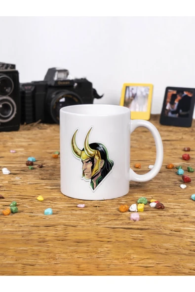 Panorama Ajans Marvel Sevenlere Özel Tasarım Loki Portreli Beyaz Kupa Bardak ürün görseli