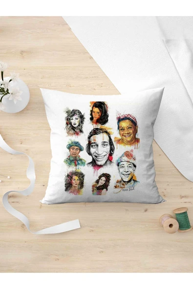 Panorama Ajans Yeşil Çam Film Severlere Karakter Dolu Tasarım Oda Dekoru Arkadaşa Kişiye Hediyelik Yastık Kılıfı ürün görseli