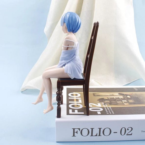 Anime Figür Rem Ram Farklı Bir Dünyada Yaşam 15 Cm - 5