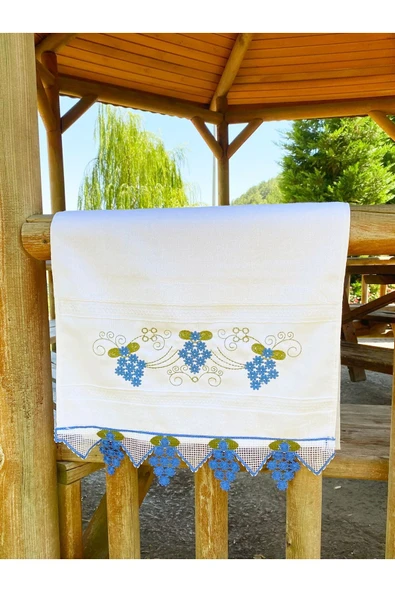 Peacock Çeyizlik işlemeli el havlusu , yüksek kalite