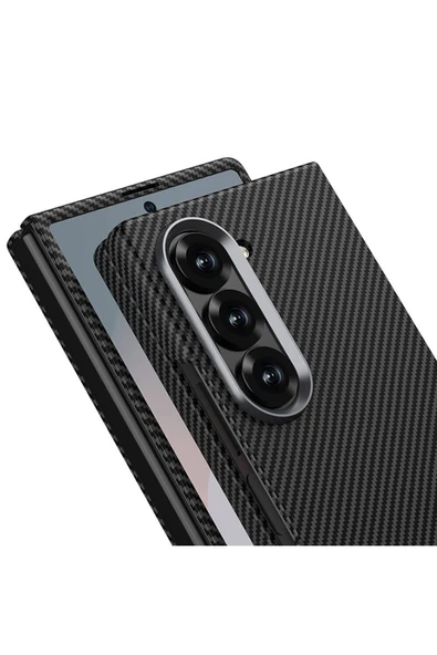 YuccaTech Galaxy Z Fold 6 Uyumlu Kamera Korumalı Karbon Fiber Tasarımlı Arka Yüzey Zore Kıpta Karbon Kapak - 2