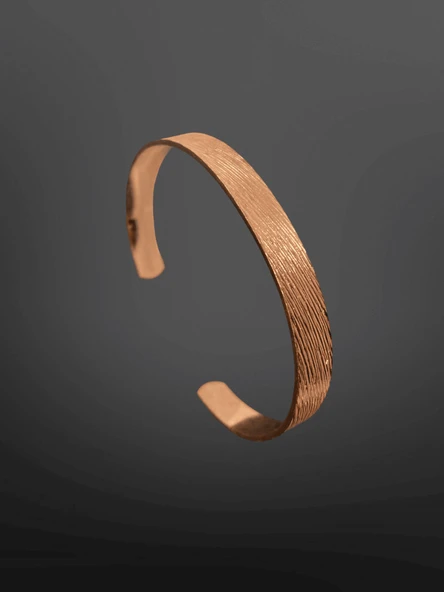 Yalın Çizgili Model Parlak ve Şık Trend Bakır Bileklik | Çizgili Sade Tasarım ürün görseli 1