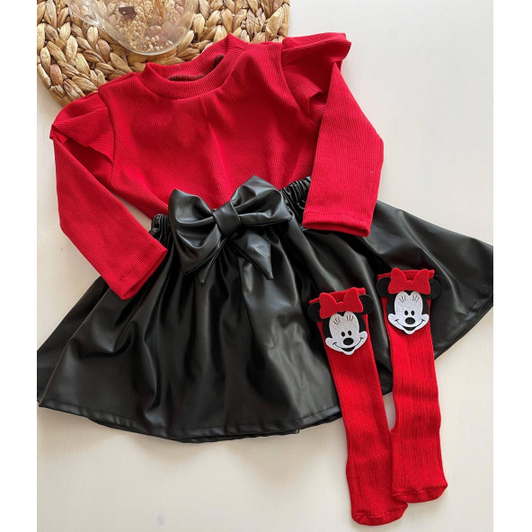 Deri Etek Badi, Mikili Diz altı Çorap takımı