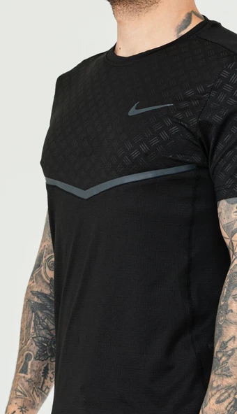 Nike EF-4571 Erkek Polyester Mesh T-Shirt