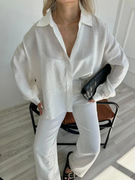 Kadın Oversize Gömlek Beyaz ürün görseli 1