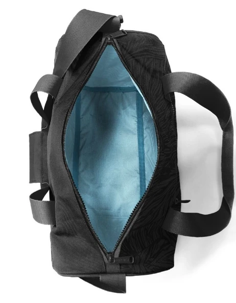 Coral High Erkek Çocuk Spor ve Seyahat Çantası - Siyah Futbol Desenli - 27535 - 3