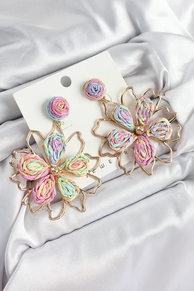 Pirinç Rainbow Çiçek Model Gold Renk Kadın Hasır Küpe - EBJ250711W36547 ürün görseli