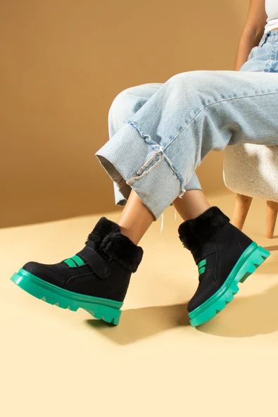 Pembe Potin Kaymaz Kalın Taban İçi Kürklü Cırtlı Çocuk Bot 011-09-23 - 12