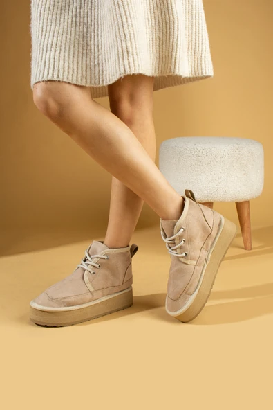 Pembe Potin Ultra Mini Platform Kürk Astarlı Kalın Taban Bağcıklı Kadın Bot 61-2001-23Süet - Resim 4