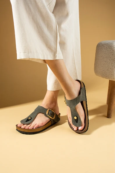 Pembe Potin Parmak Arası Gold Tokalı Rahat Taban Kadın Terlik 011-710-25Nubuk - Resim 9