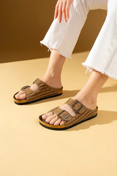 Pembe Potin Çift Tokalı Taş Detaylı Anatomik Taban Kadın Terlik 51-600-24 ürün görseli