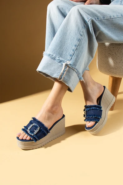 Pembe Potin Dolgu Topuklu Kumaş Bantlı Tokalı Kadın Terlik 59-98-25Keten - Resim 9