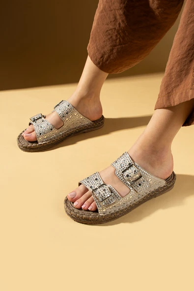 Pembe Potin Çift Tokalı Parlak Taş İşlemeli Rahat Hasır Taban Kadın Terlik 68-1023-25 - Resim 3