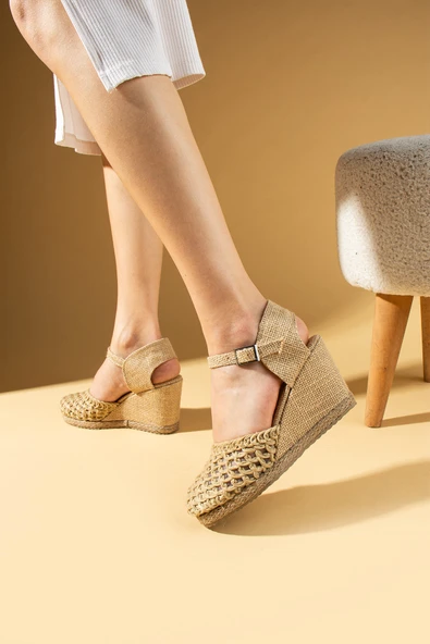 Pembe Potin Örgü Desenli Dolgu Topuklu Tokalı Kadın Sandalet 69-6969-25 - Resim 9