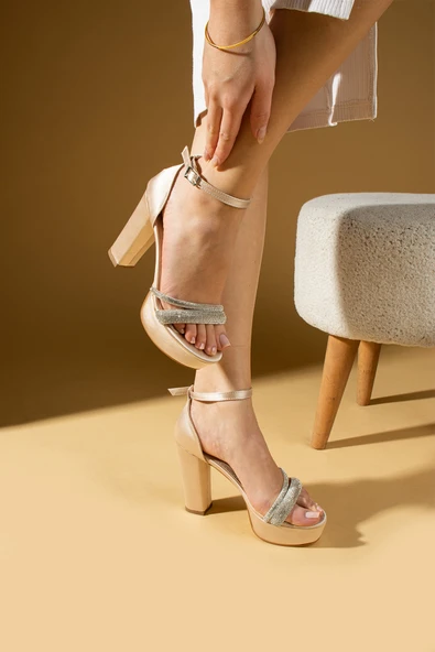 Pembe Potin Kalın Bant Üzeri Parlak Taşlı Platform Topuklu Tokalı Kadın Ayakkabı 018-73-25Saten - Resim 8